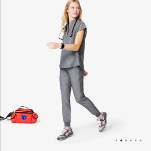 FIGS- Zamora Jogger Pants XXS/T- Graphite